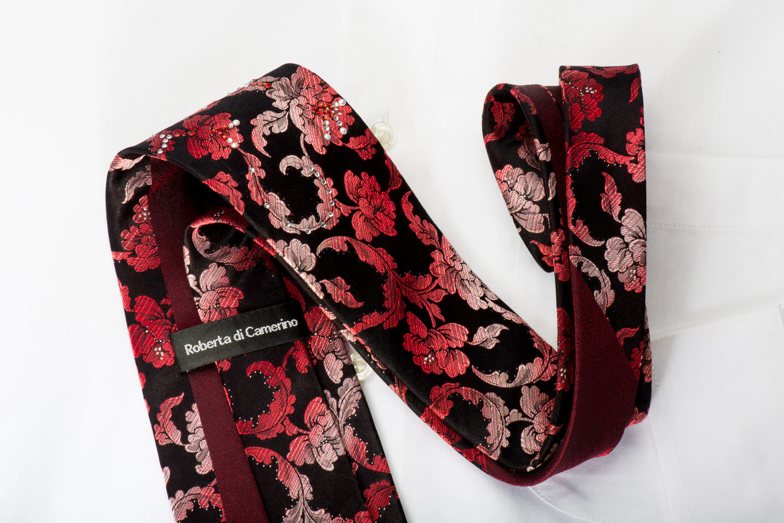 Roberta di Camerino Rhinestone Necktie Red Acanthus On Black With Silver Sparkles - Image 4