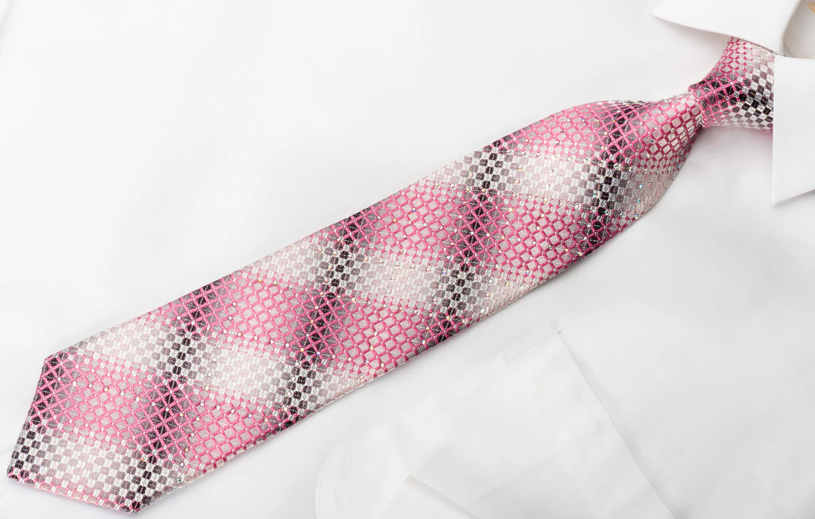 Roberta di Camerino Rhinestone Silk Necktie Pink Trellis On Silver With Sparkles - Image 2