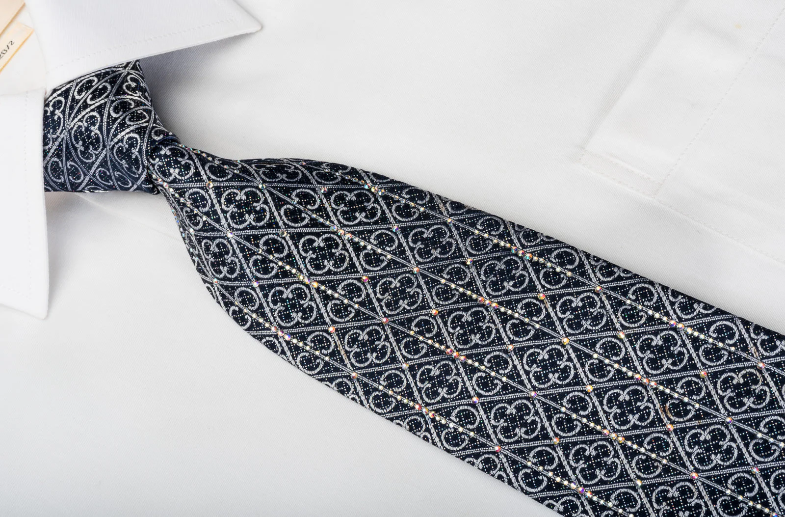 Roberta di Camerino Rhinestone Silk Necktie Silver Trellis On Navy With Silver Sparkles - Image 6