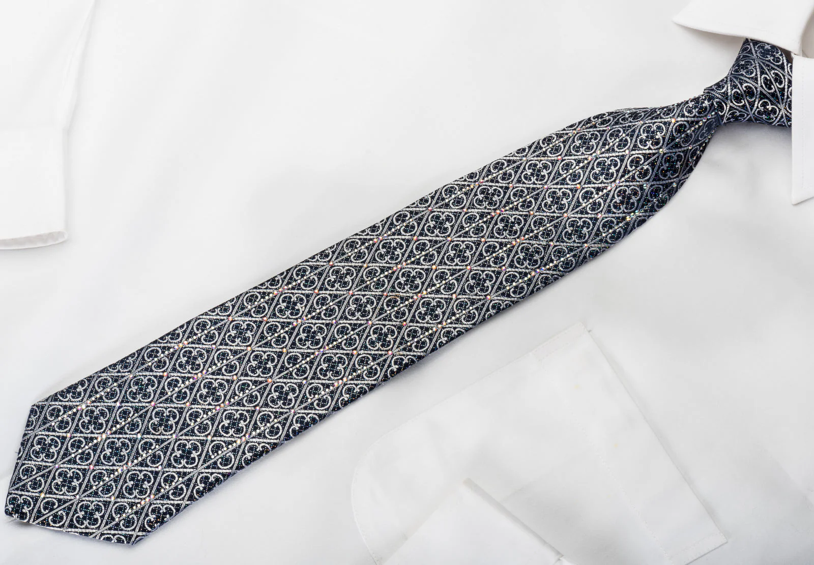 Roberta di Camerino Rhinestone Silk Necktie Silver Trellis On Navy With Silver Sparkles - Image 7