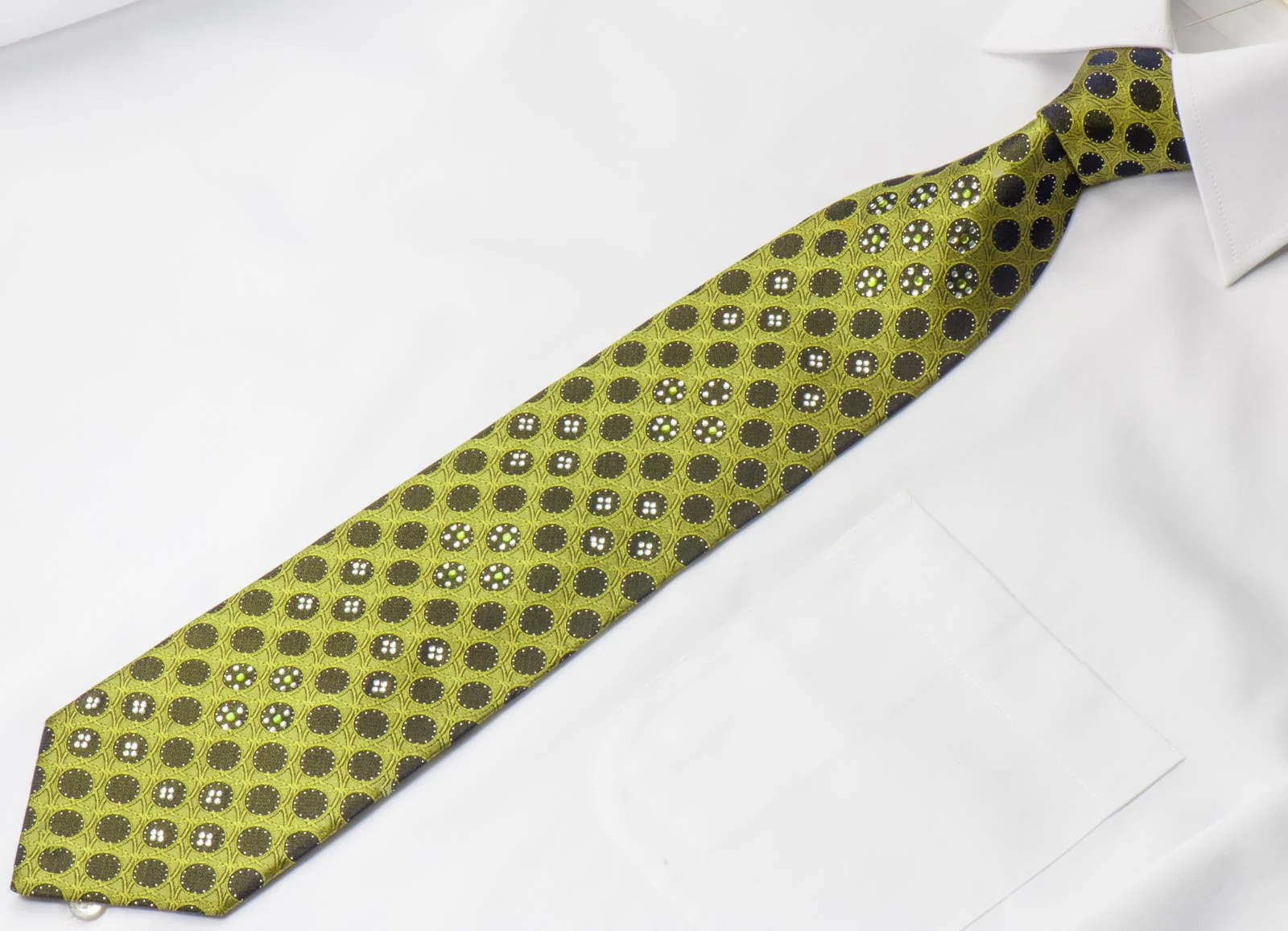 Rogers Dail Men's Rhinestone Silk Necktie Black Circles On Green With Silver Sparkles - Image 7