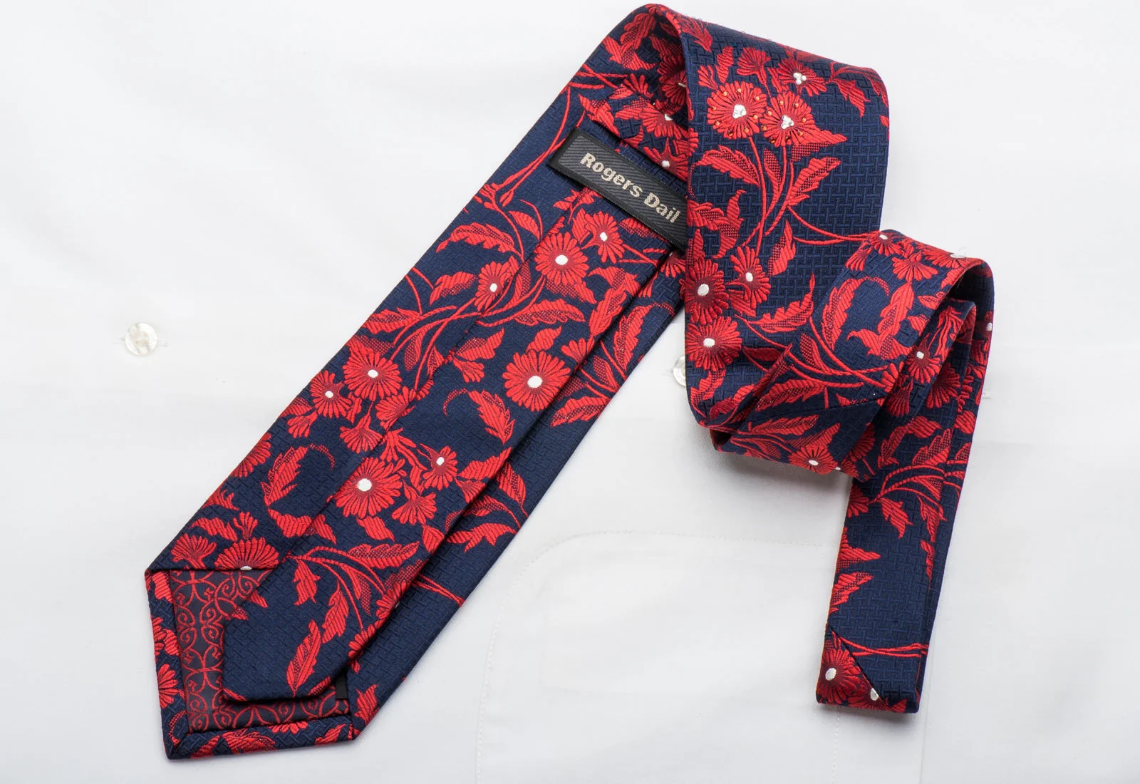 Rogers Dail Mens Silk Necktie Red Floral On Navy Sparkling With Rhinestones - Image 4
