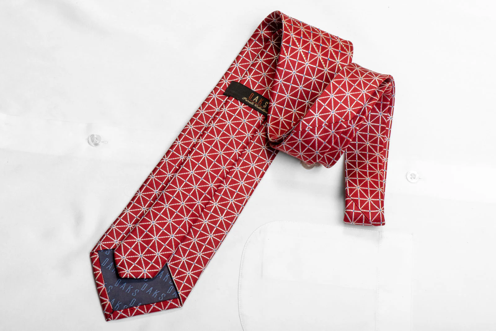 Silver Trellis On Red Rhinestone Silk Necktie With Silver Sparkles - Image 4
