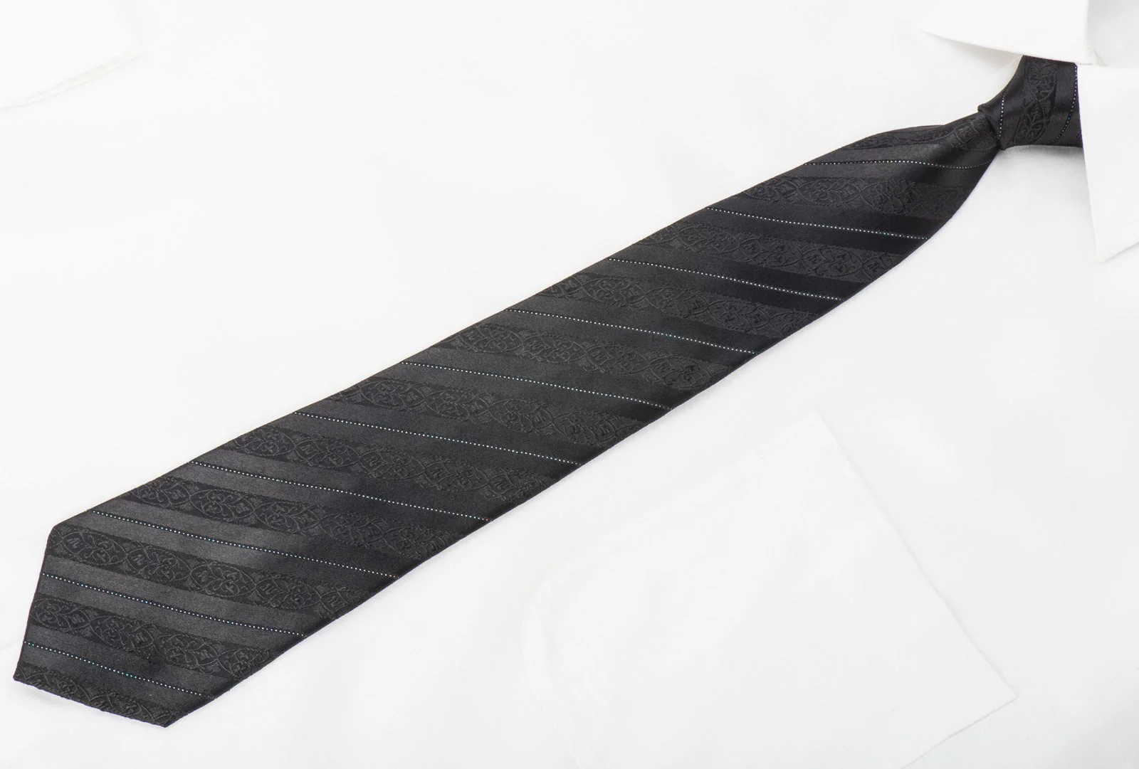 STCO Men's Black Silk Skinny Tie With Silver Stripes - Image 3