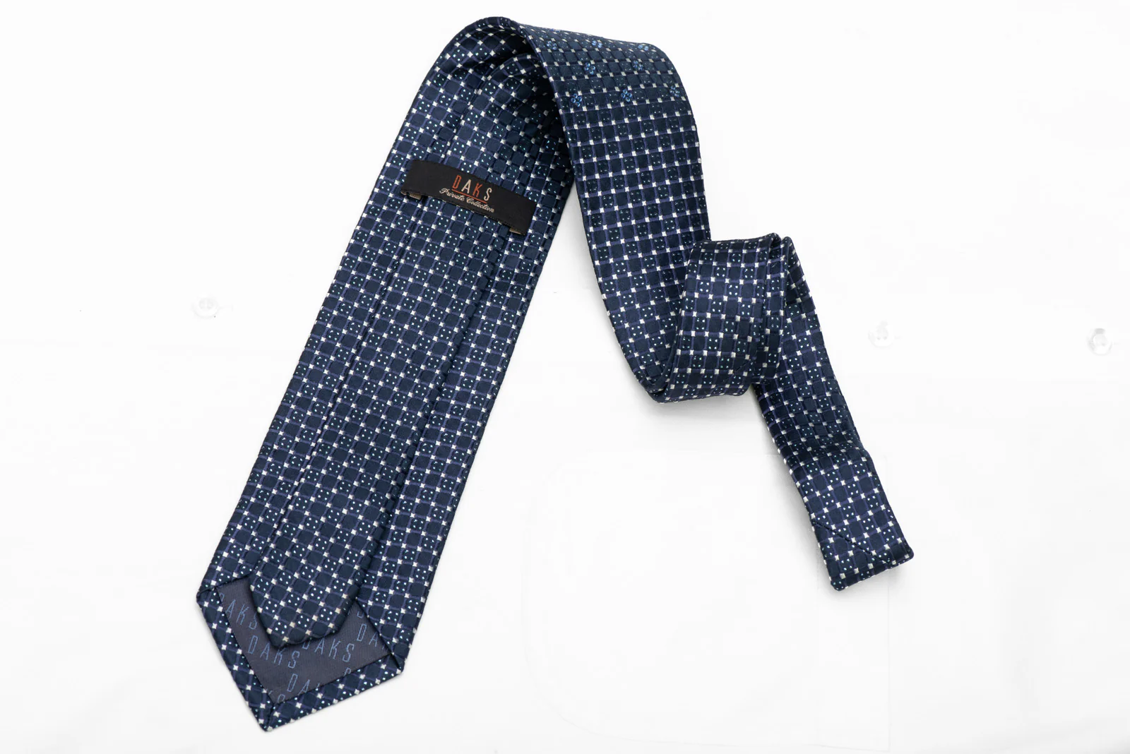 Trellis On Blue Rhinestone Silk Tie With Silver Sparkles - Image 4