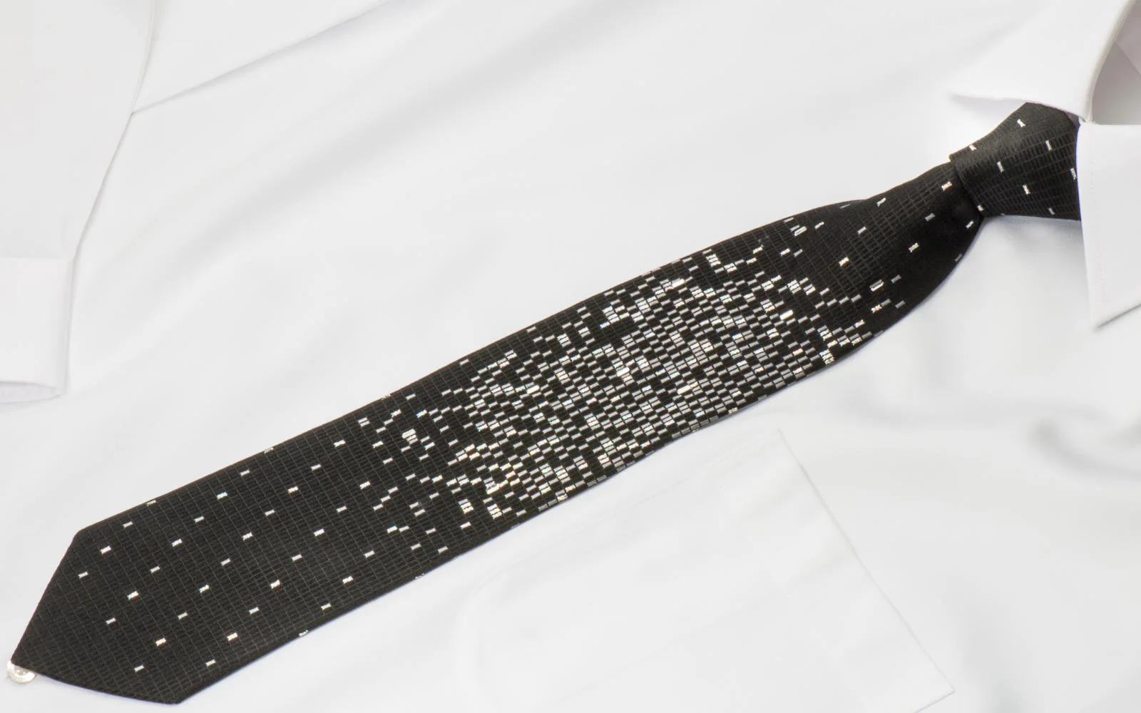 Yezak Men's Silk Tie Silver Geometric Martix On Black With Silver Sparkles - Image 2