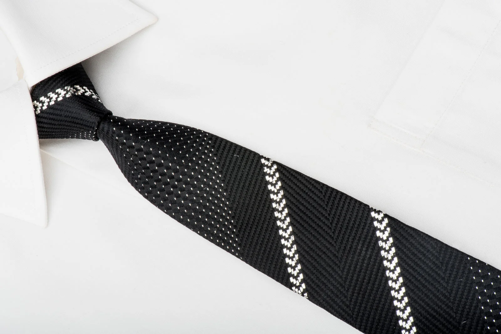 ZioZia Men's Skinny Silk Tie Silver Stripes & Micro Dots On Black - Image 2